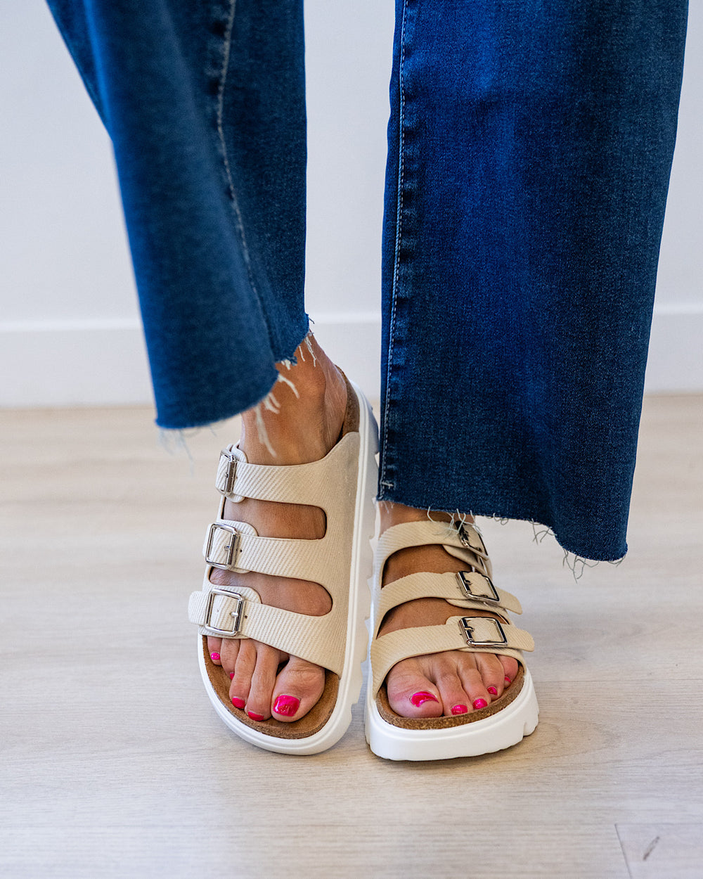 Very G Plaza Sandals - Color Options Available! Very G Cream