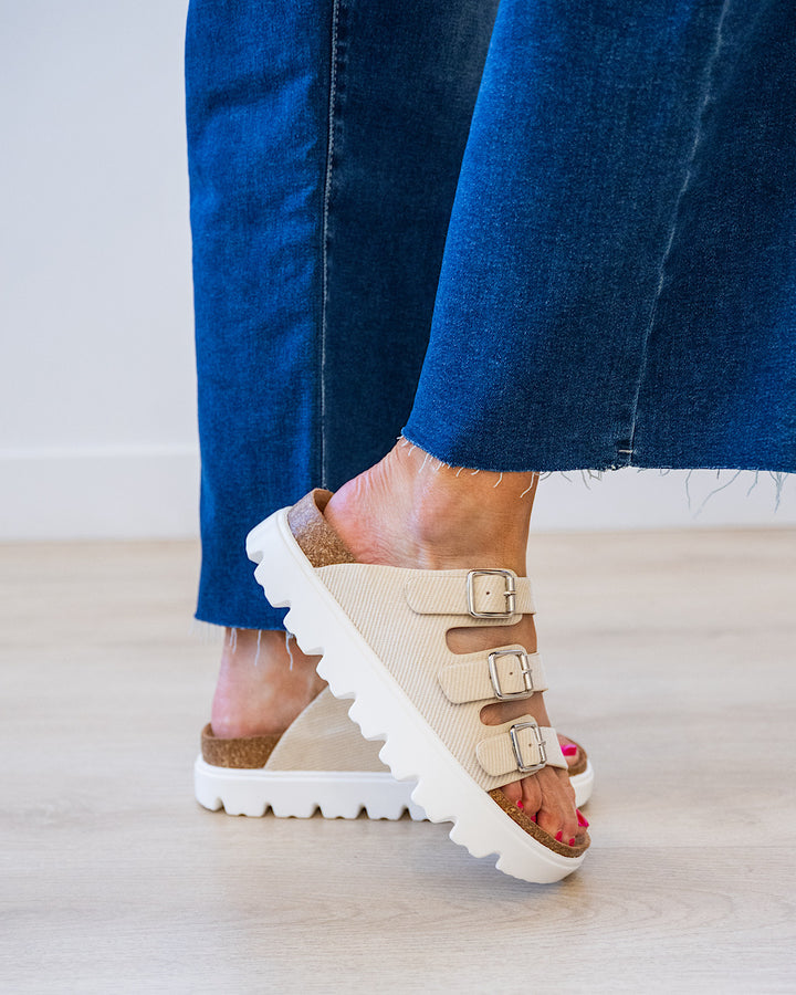 NEW! Very G Plaza Sandals - Cream Very G