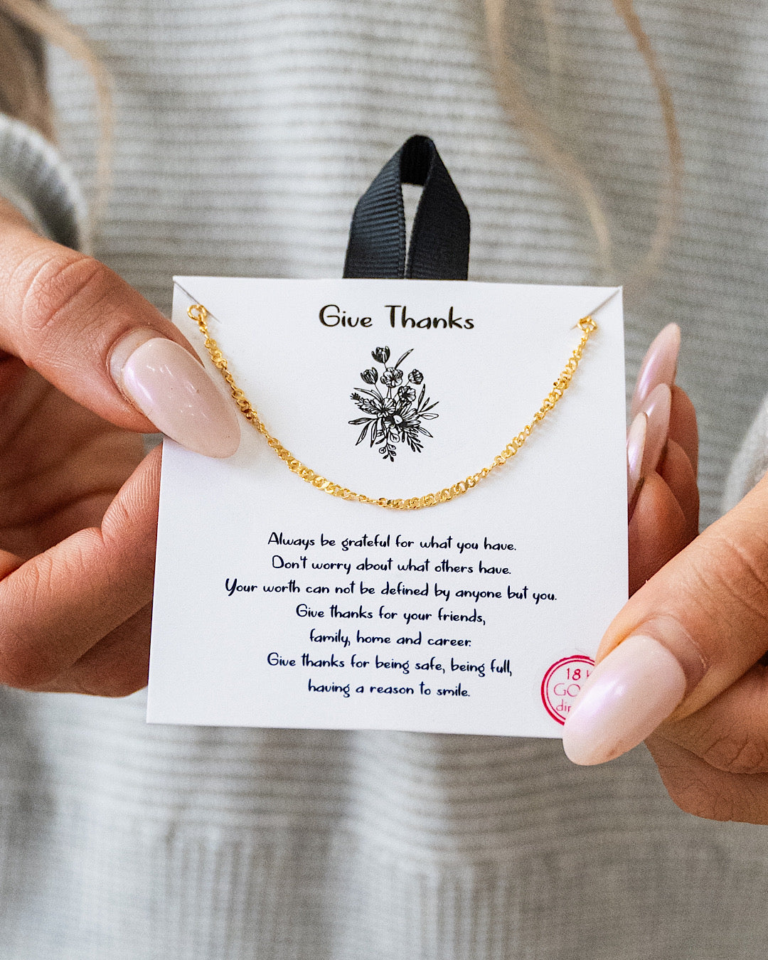 NEW! Gold Dainty "Give Thanks" Chain Necklace Joia