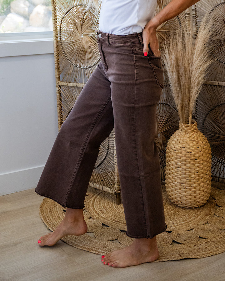 NEW! Mae Wide Leg Cropped Jeans - Mahogany Zenana