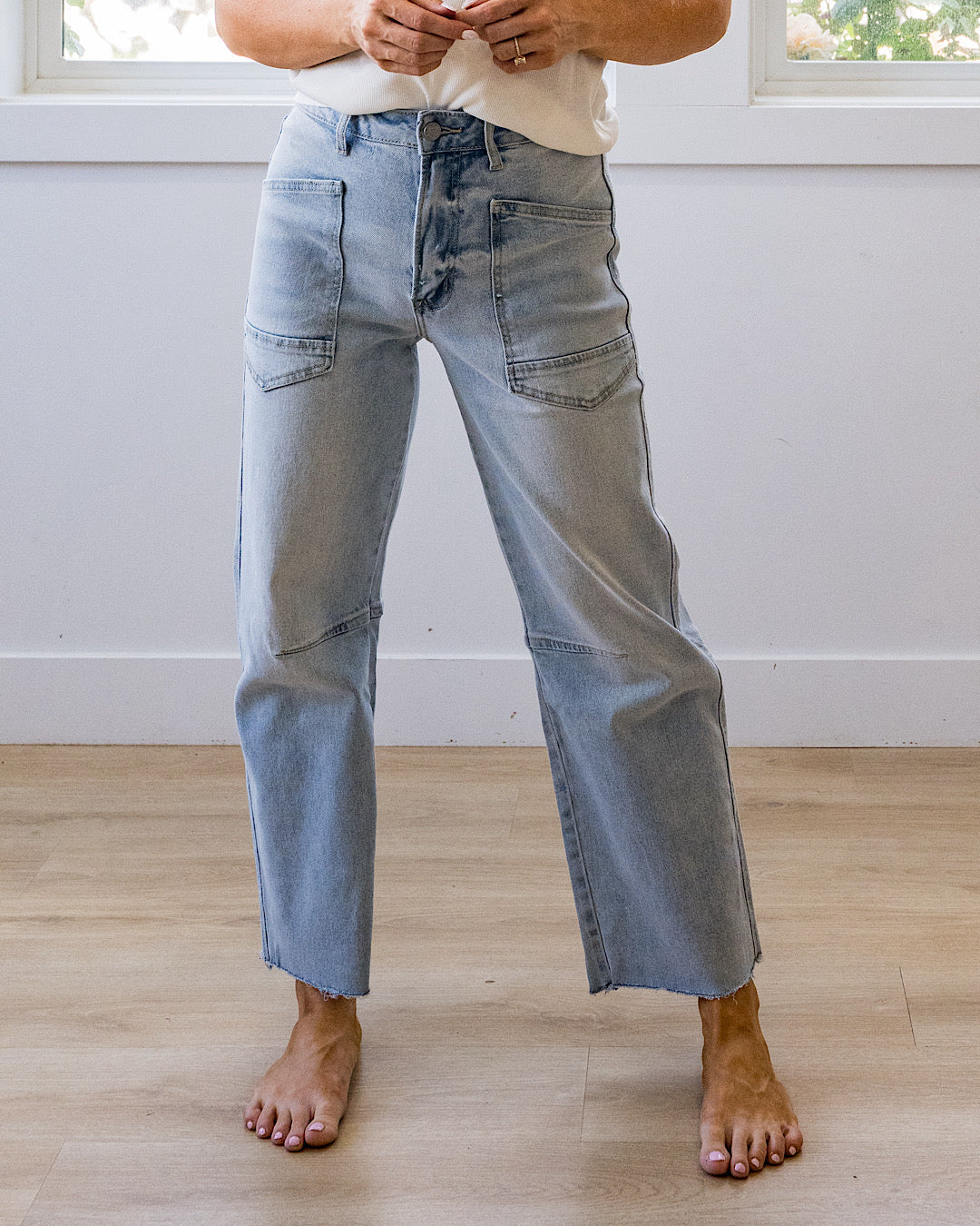 Vervet Lettie Light Acid Wash Barrel Jeans