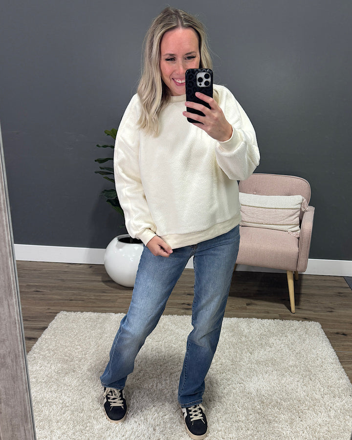 NEW! Della Cozy Fleece Pullover - Cream Staccato