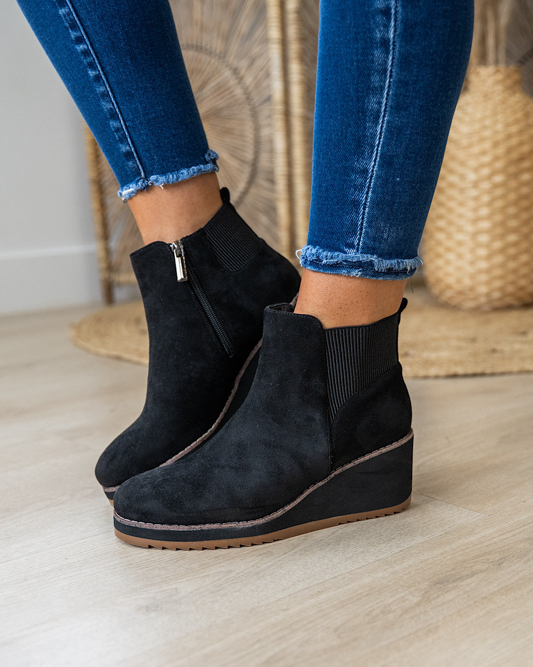 NEW! Corkys Apple Sauced Wedge Booties - Black Corkys Footwear