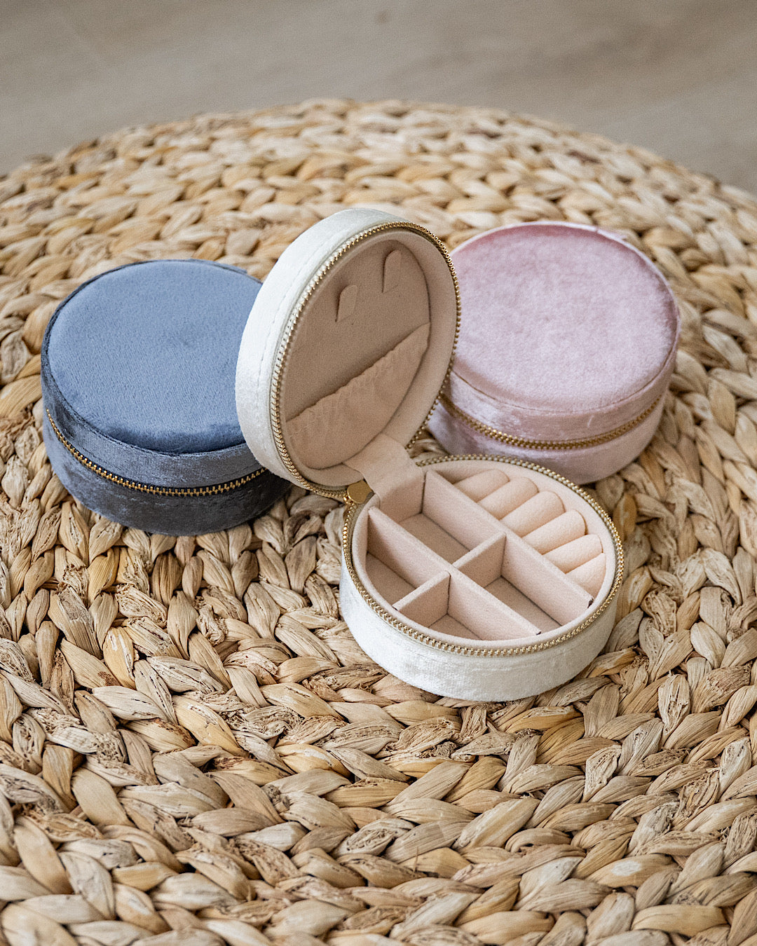 Velvet Circular Jewelry Case - 3 Options