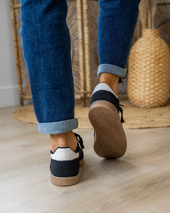 NEW! Very G Retro Sneakers - Black Very G