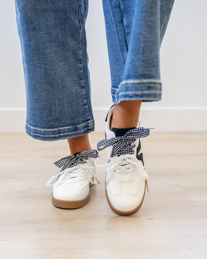 NEW! Very G Retro 2 Sneakers - White & Black Very G