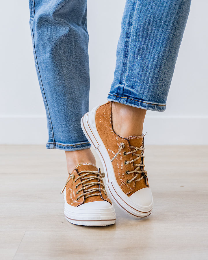 NEW! Very G Aman Suede Sneakers - Tan