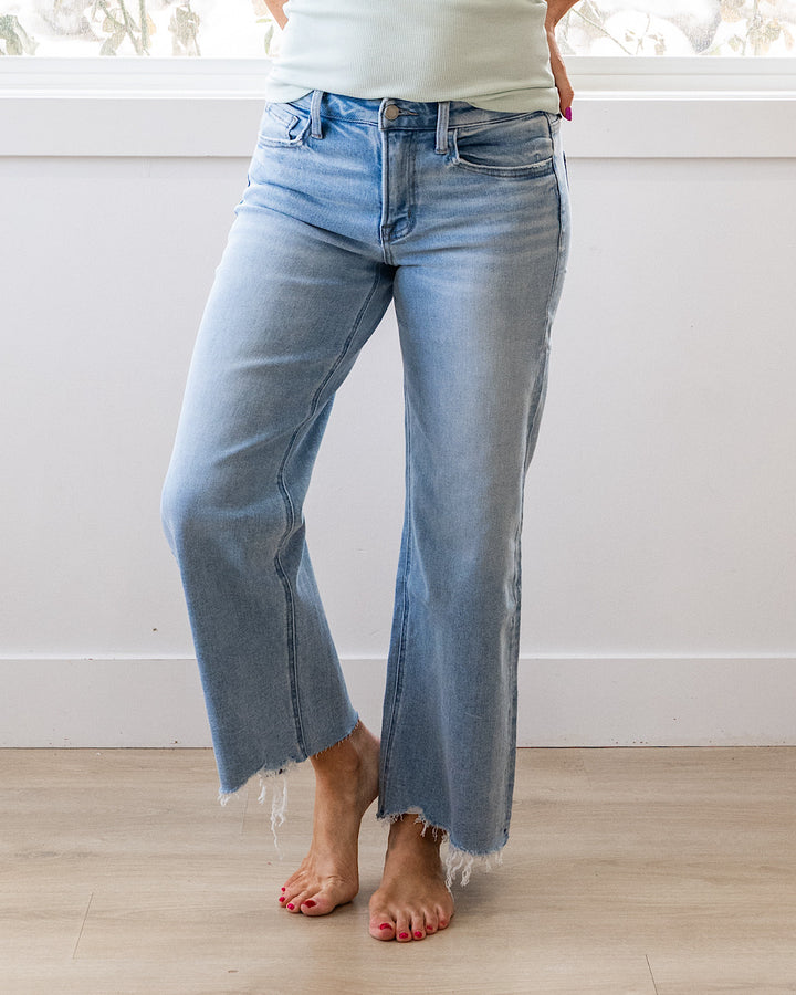 NEW! Vervet Prove It Cropped Wide Leg Jeans Vervet
