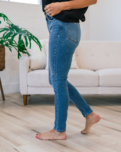 NEW! Judy Blue Let Me Tell You Thermal Skinny Jeans - Regular and Plus  Judy Blue   