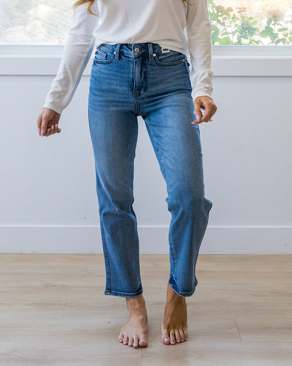 NEW! Judy Blue Keep You Non Distressed Control Top Straight Jeans Judy Blue