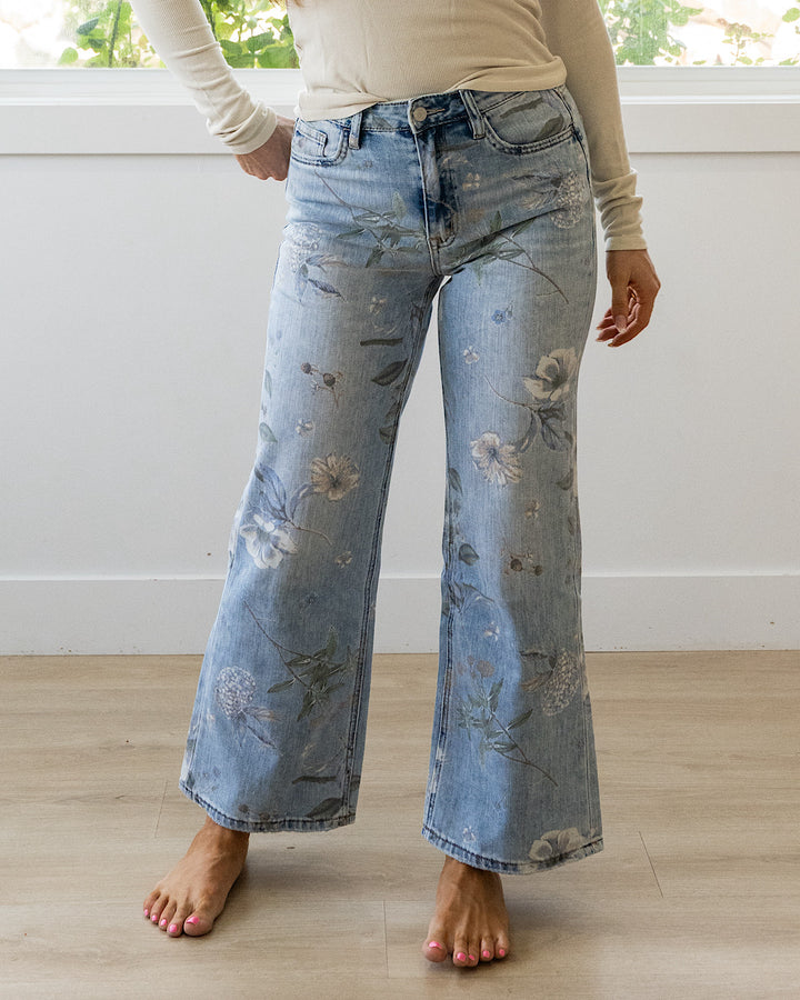 NEW! Vervet Kyla Vintage Floral Flare Jeans