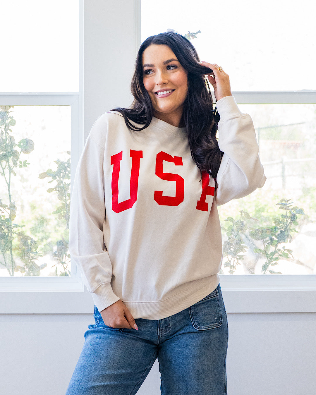 NEW! USA Ivory Sweatshirt Tres Bien