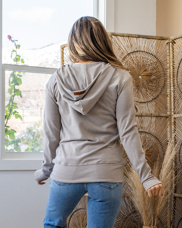 NEW! Ampersand Ave Performance Fleece FullZip Sweatshirt - Silver Sand