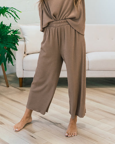 Darci Textured Ribbed Flowy Pants - Mocha  Lovely Melody   