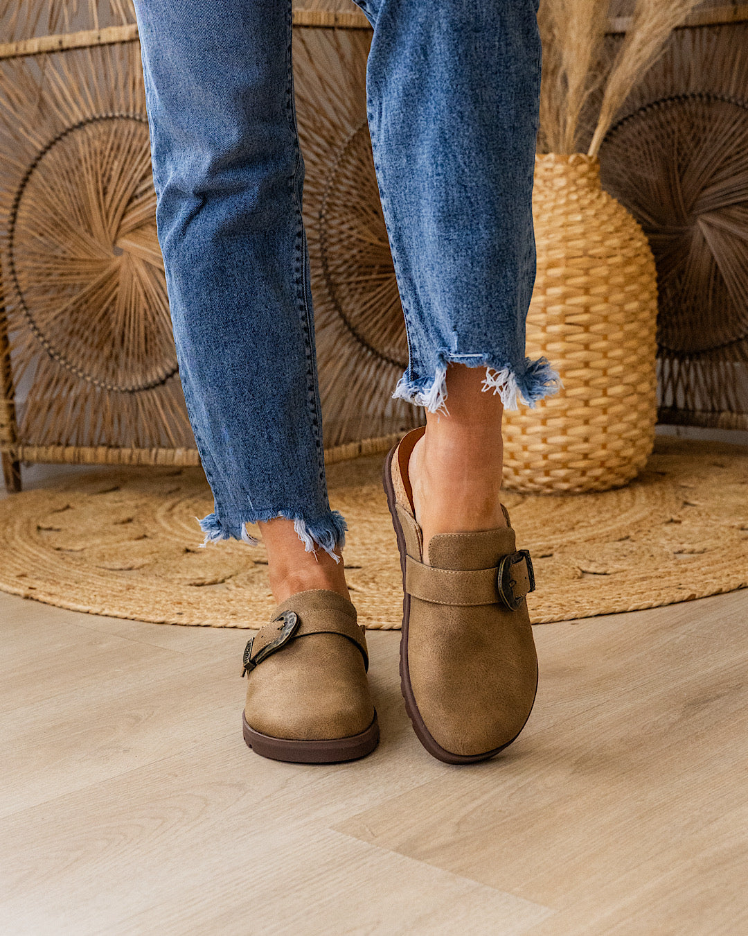 NEW! Blowfish Sienna Slides - Tan Blowfish