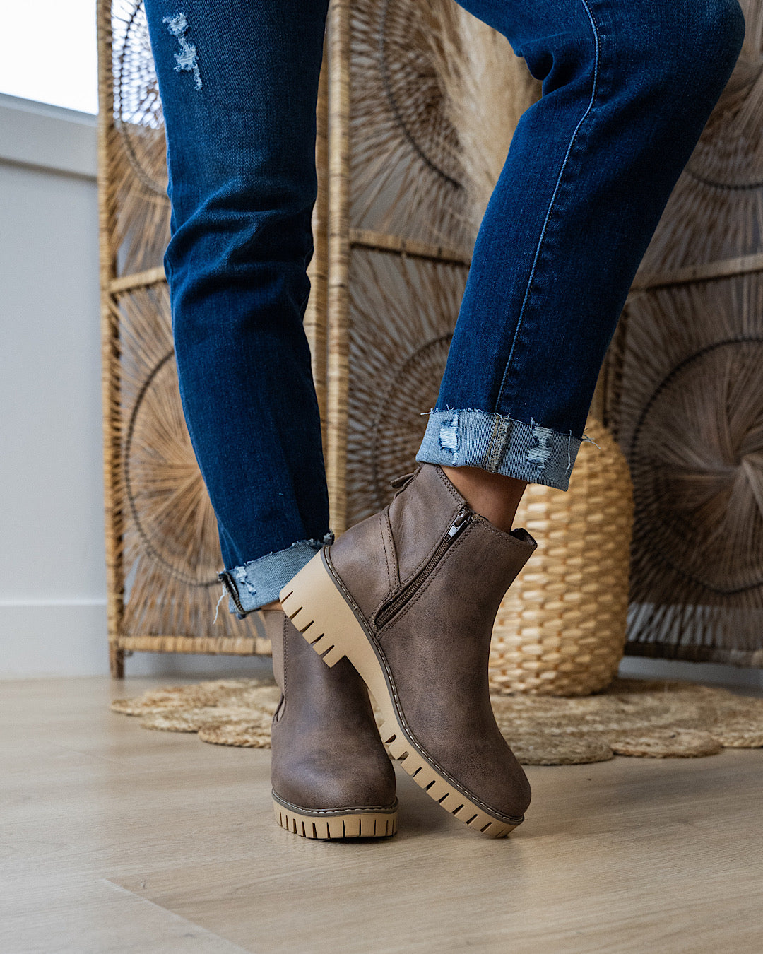 Very G Pasadena Boots Taupe FINAL SALE