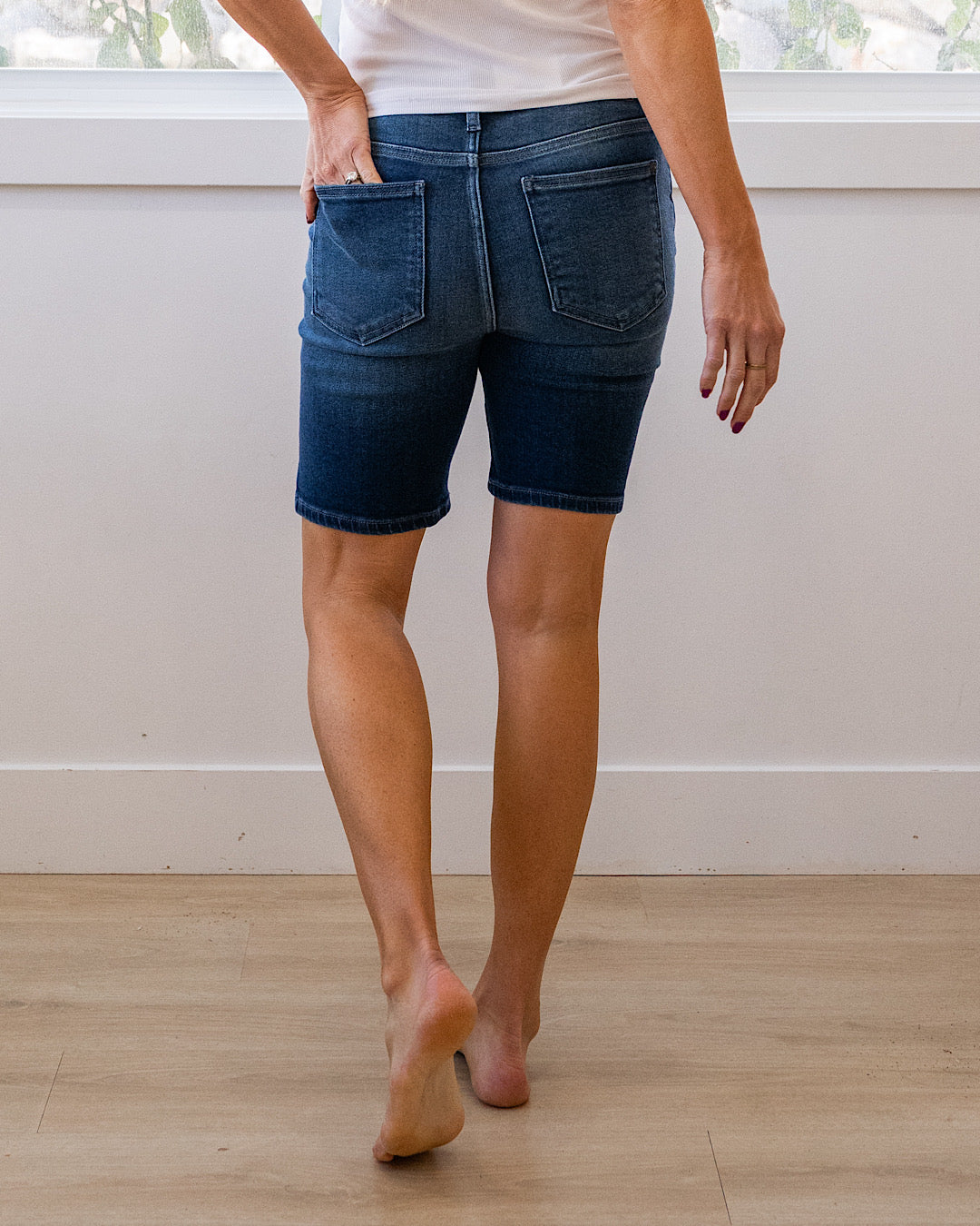 NEW! Judy Blue Janelle Non Distressed Bermuda Jean Shorts Judy Blue
