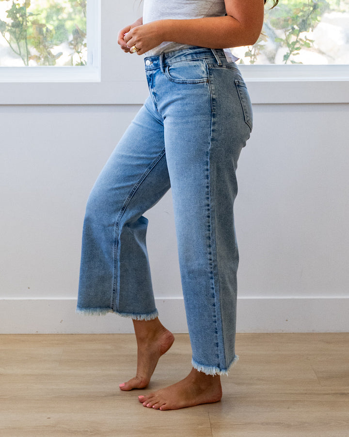NEW! KanCan Logan Fray Hem Wide Leg Jeans