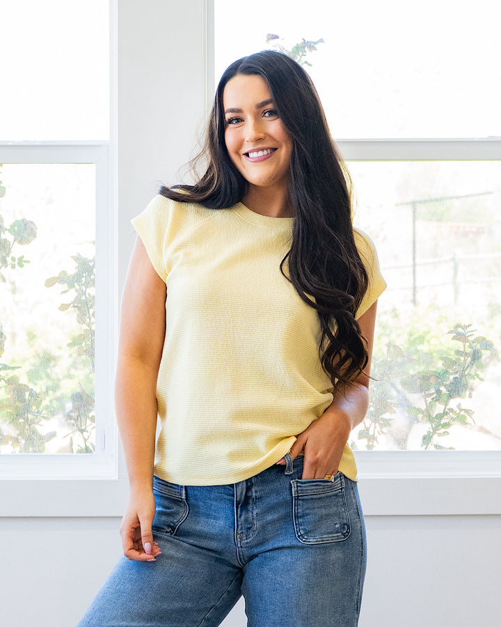NEW! Justina Cloud Knit Short Sleeve Top - Banana Tres Bien