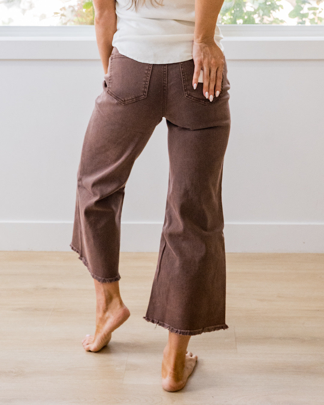 NEW! Mae Wide Leg Cropped Jeans - Brown Zenana