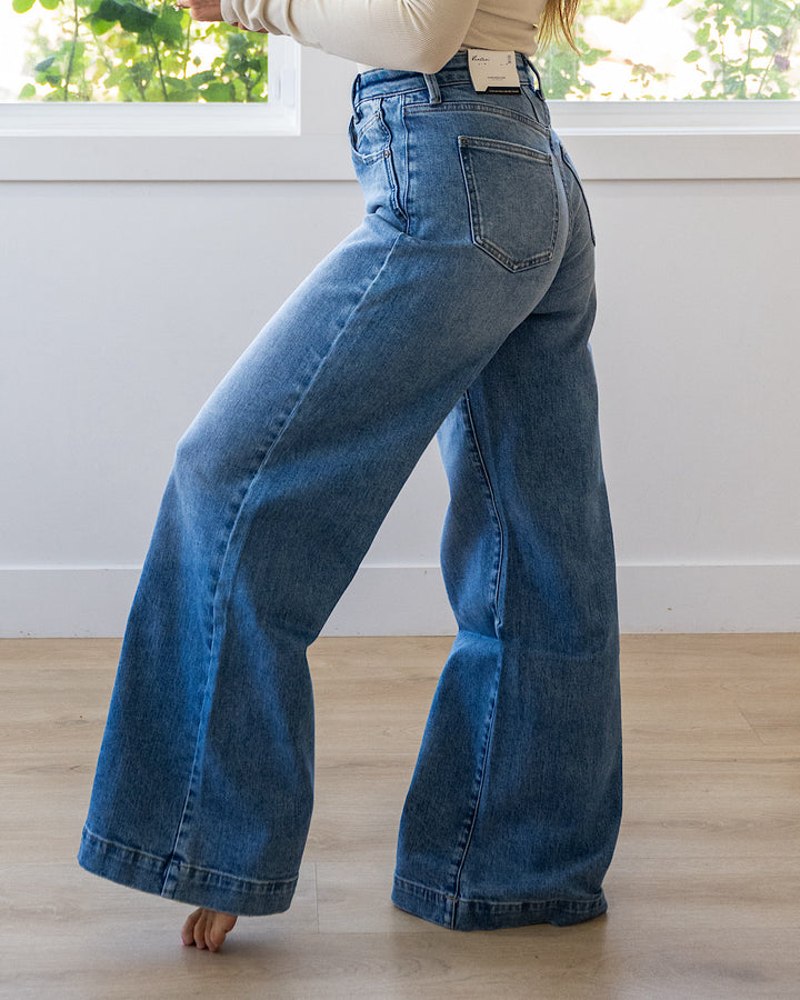 NEW! KanCan Look at You Wide Leg Trouser Jeans KanCan