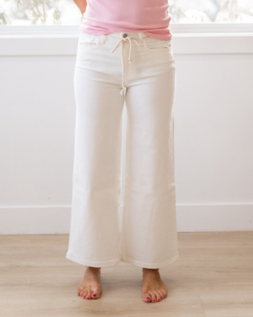 NEW! Vervet Say Something Cropped Wide Leg Jeans - White Vervet