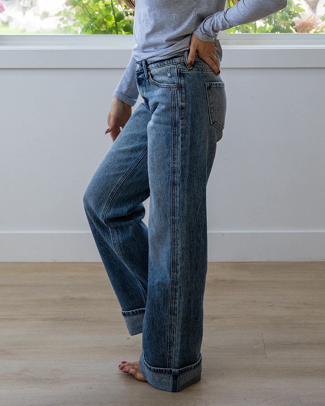 NEW! KanCan Peyton 90's Relaxed Straight Jeans