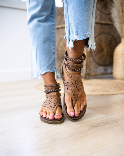 NEW! Very G Mazey Gladiator Sandals - Nude  Very G   