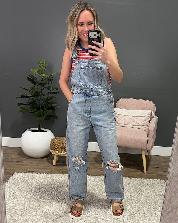 NEW! KanCan Emory Distressed Knee 90's Overalls KanCan