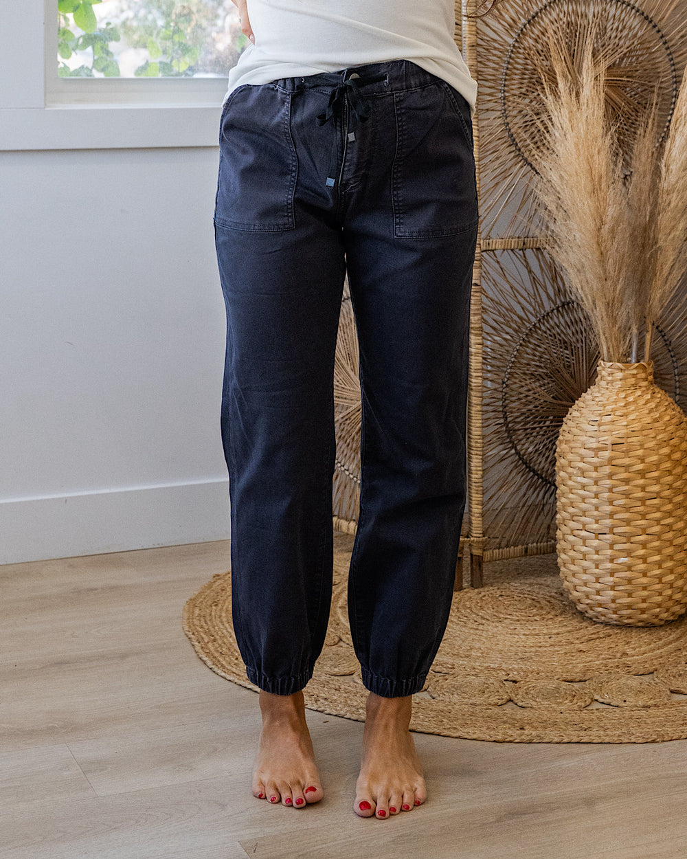 NEW! Mica Notice Me Jogger Jeans - Charcoal Gray Mica Denim