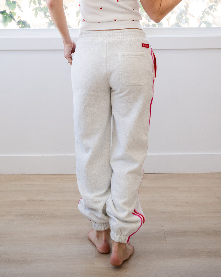 NEW! Ampersand Ave Comfort Zone Joggers - Main Squeeze Ampersand Ave