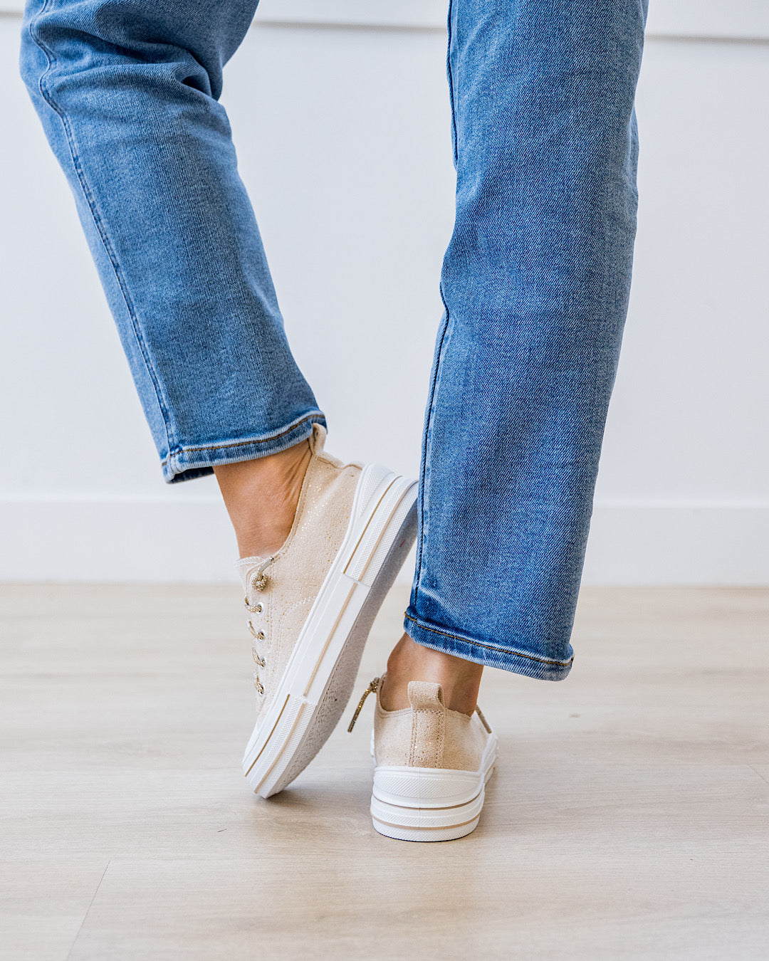 NEW! Very G Aman Suede Sneakers - Nude Very G