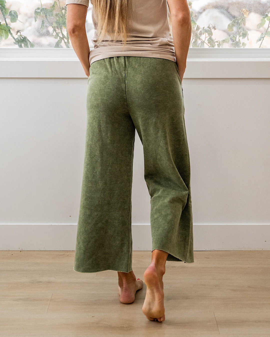 NEW! Cropped Wide Leg Comfy Pants - Light Olive Zenana