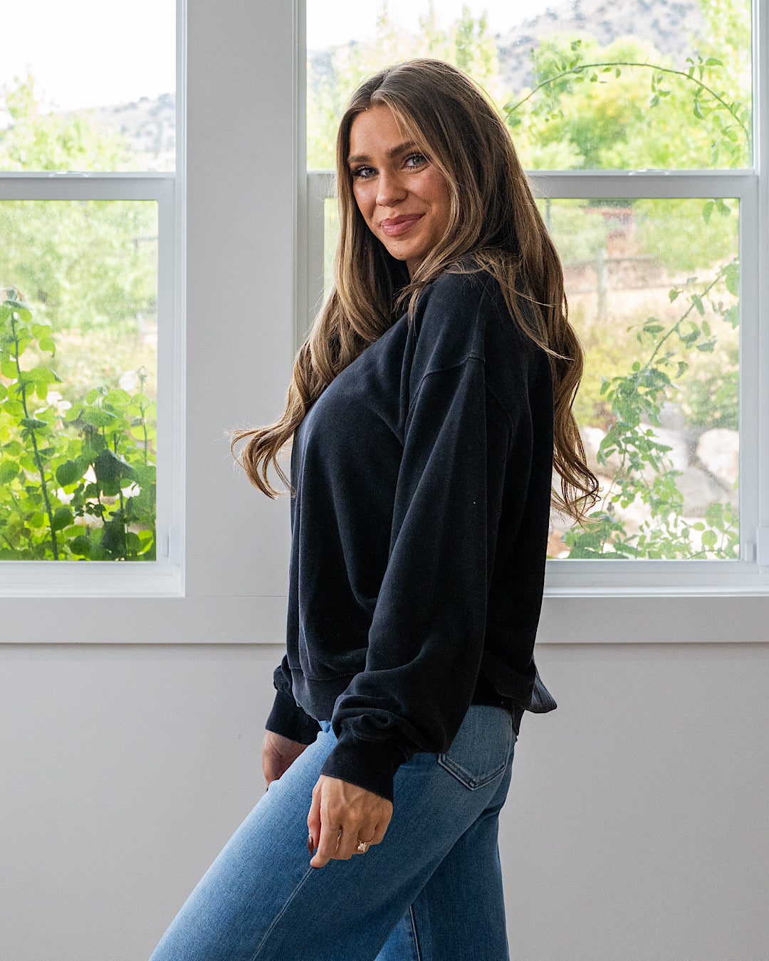 NEW! The Essential Drop Shoulder Sweatshirt - Black
