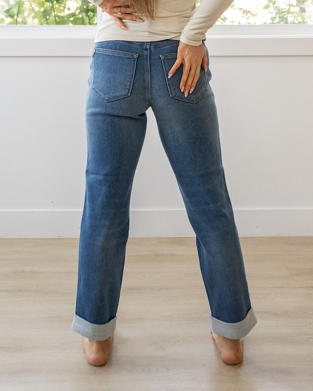 NEW! Judy Blue Corrine Roll Hem Boyfriend Jeans