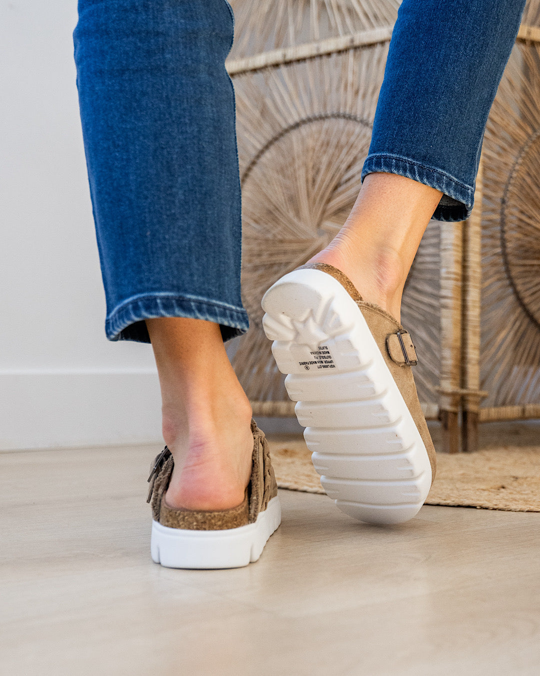 NEW! Very G Cali Slides - Taupe