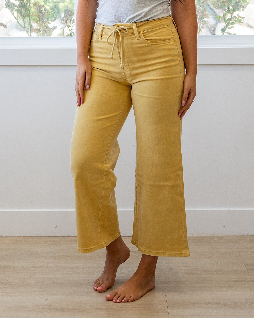NEW! Vervet Kacie Cropped Wide Leg Jeans - Marigold Vervet