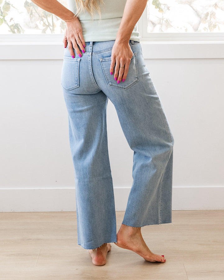 NEW! Vervet Tiff Wide Leg Jeans