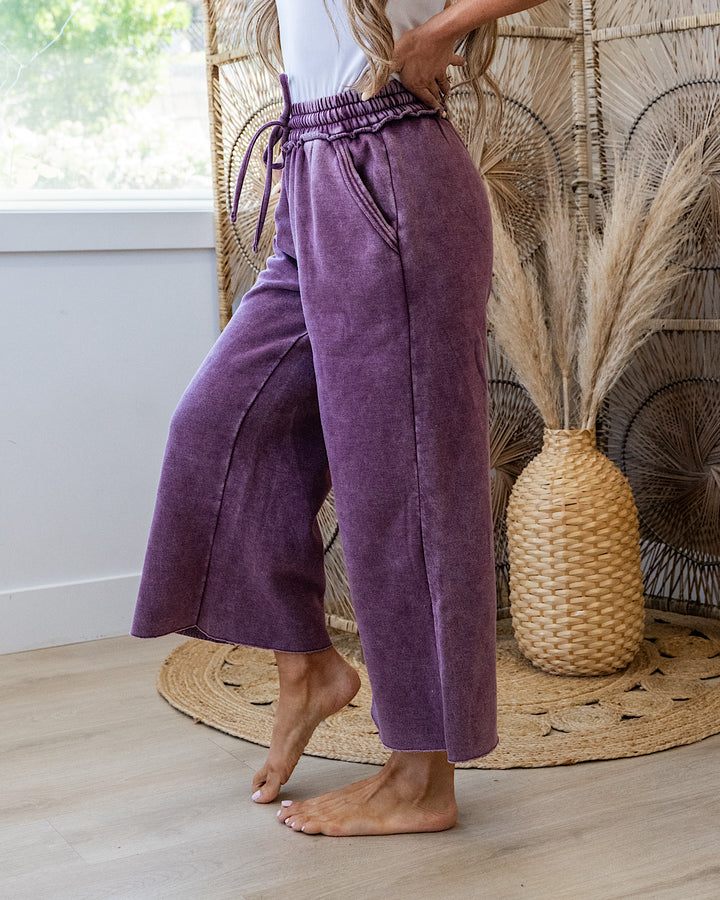 NEW! Cropped Wide Leg Comfy Pants - Eggplant Zenana