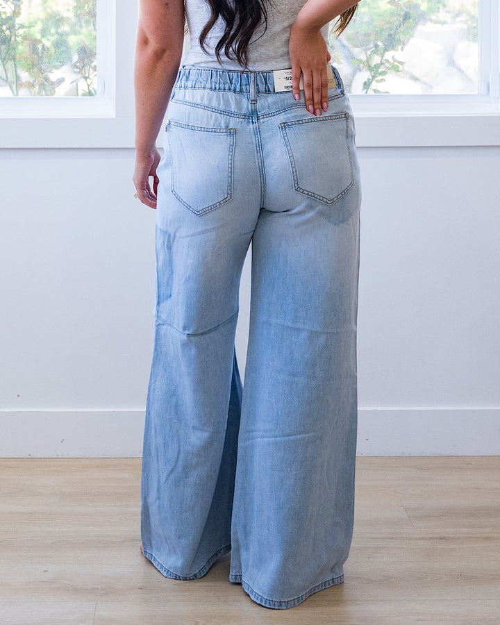 NEW! Judy Blue Holding On Elastic Waist Palazzo Jeans Judy Blue
