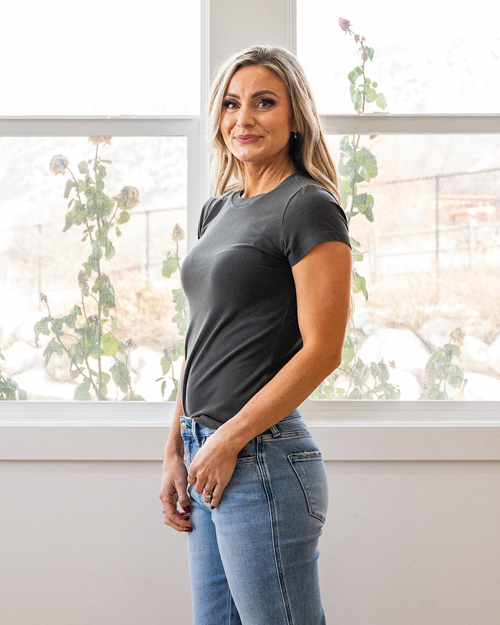 NEW! Cassidy Short Sleeve Ribbed Top - Charcoal Be Cool