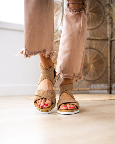 NEW! Very G Sadie 3 Sandal - Tan  Very G   