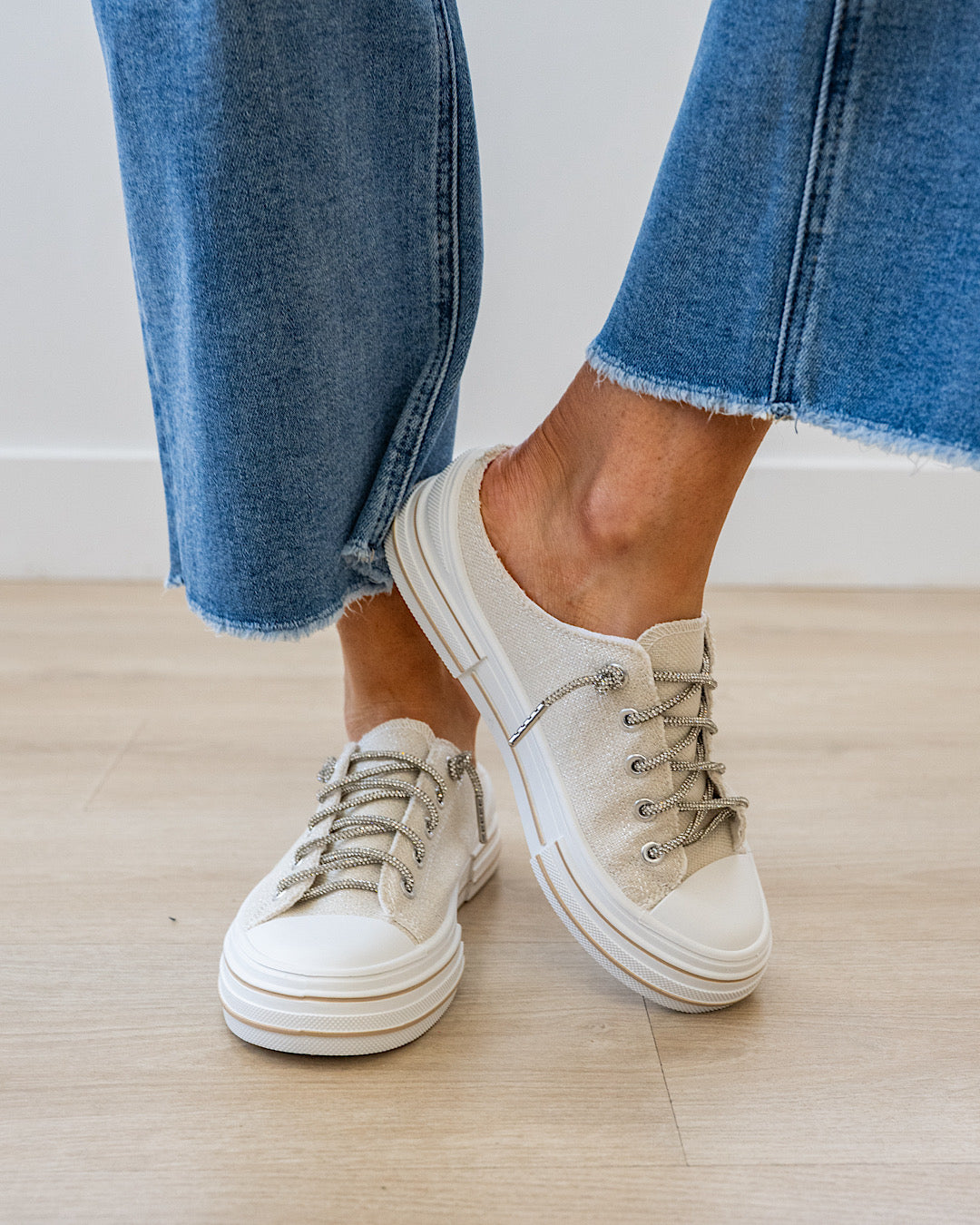 NEW! Very G Aman Sparkle Slip On Sneakers - Natural Very G