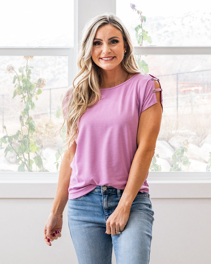 NEW! Can You See Me Caged Sleeve Detail Top - Lilac Staccato
