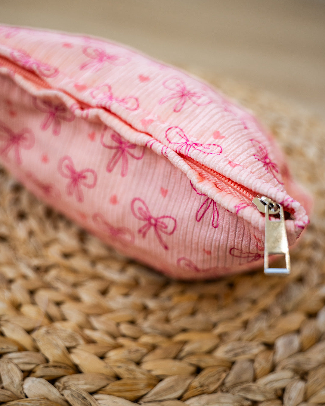 DOORBUSTER! Bow Pattern Makeup Bag - Pink Zenana