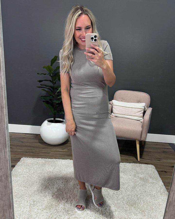 Carly Ribbed Midi Dress - Gray Brown Be Cool