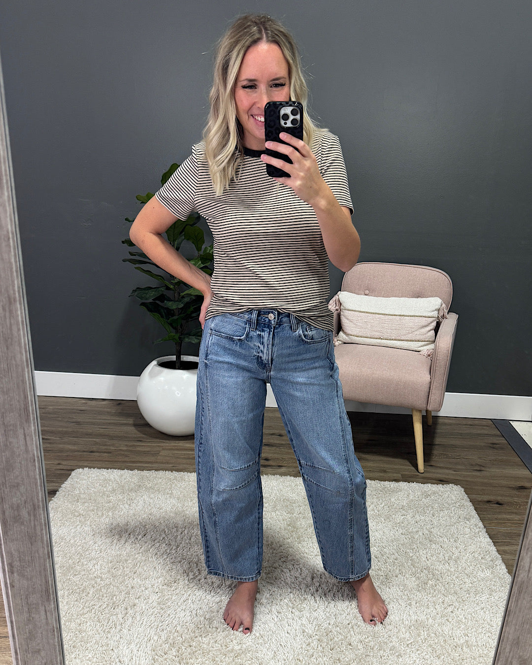 NEW! Vervet Kate Non Distressed Barrel Jeans Vervet