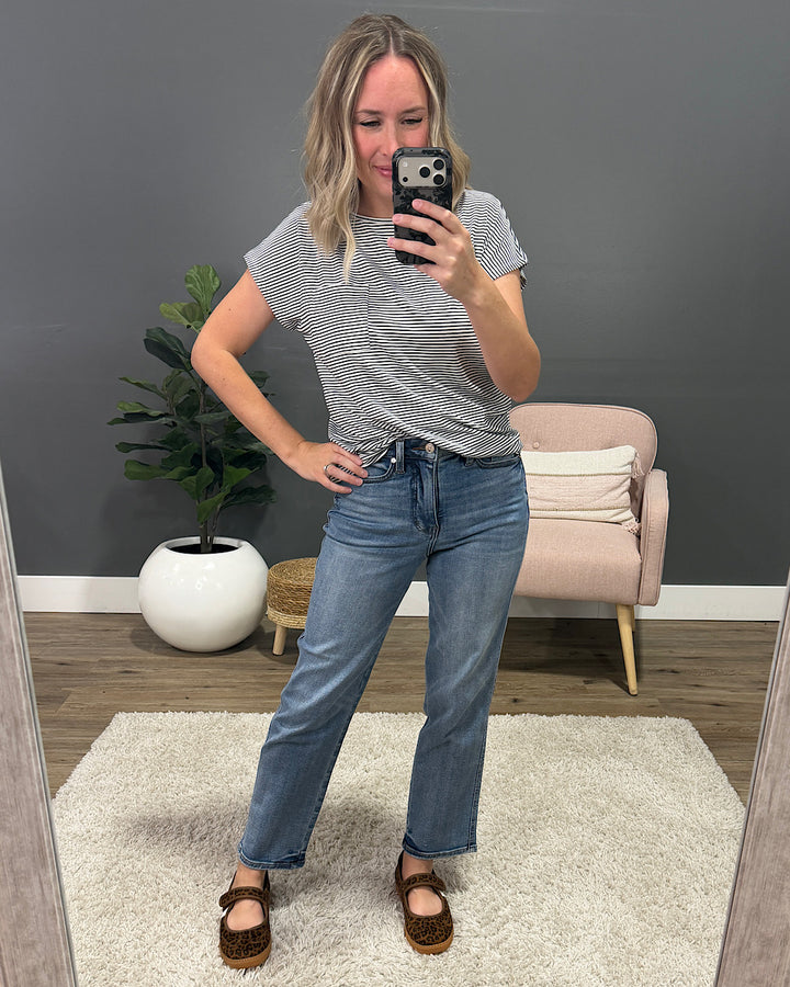NEW! Judy Blue Keep You Non Distressed Control Top Straight Jeans