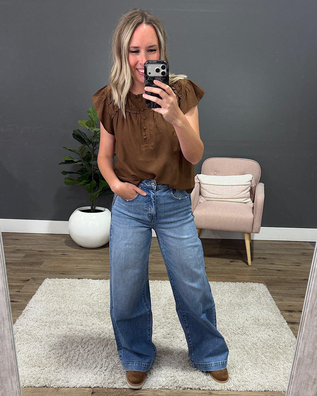 Arrow Graph Rise NEW! KanCan Look at You Wide Leg Trouser Jeans