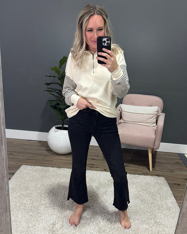 Vervet You Got It Crop Flare Jeans - Black